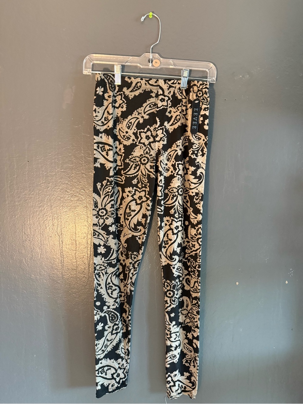 EeVEe Black & Cream Paisley Leggings